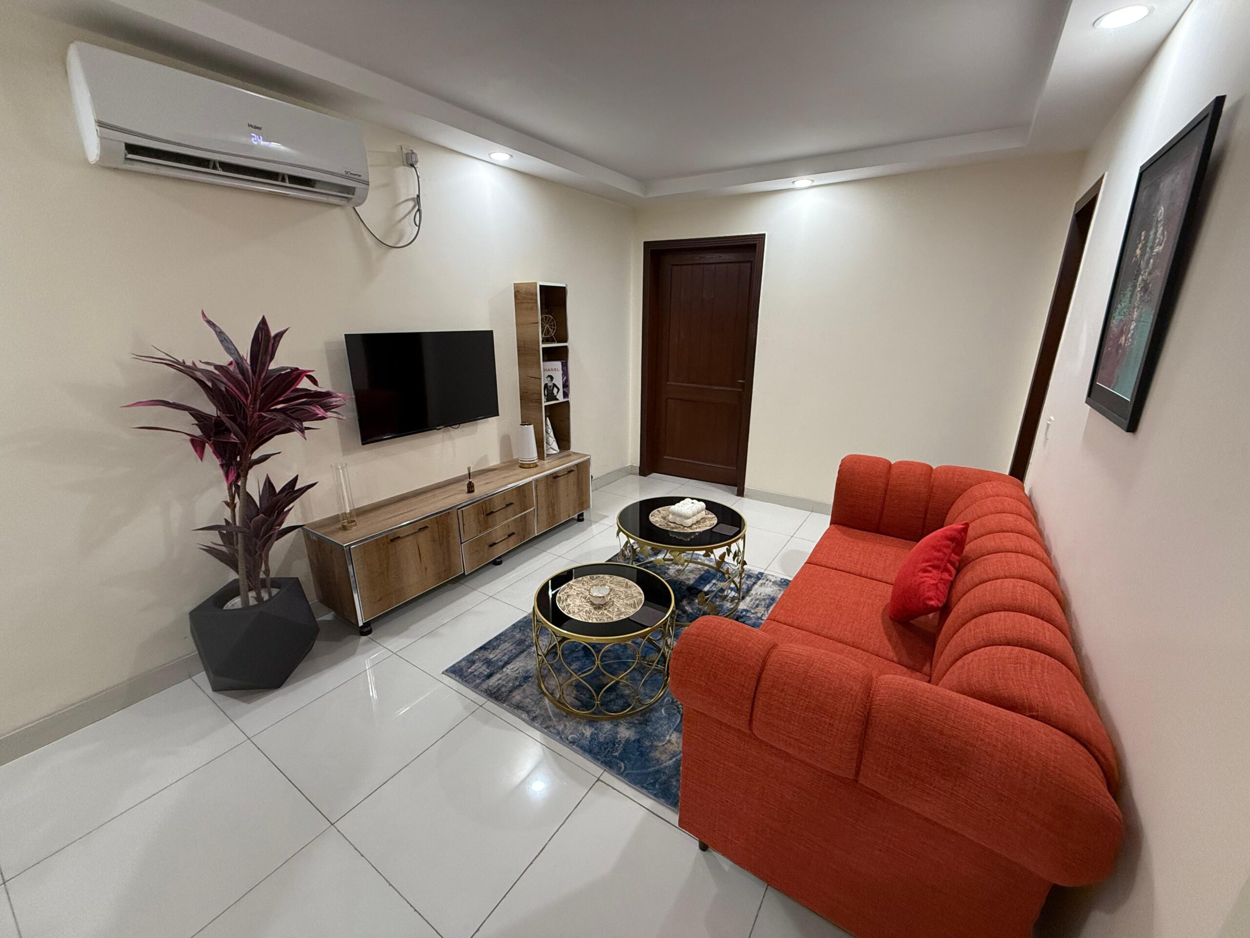 One bed apartment # 2104