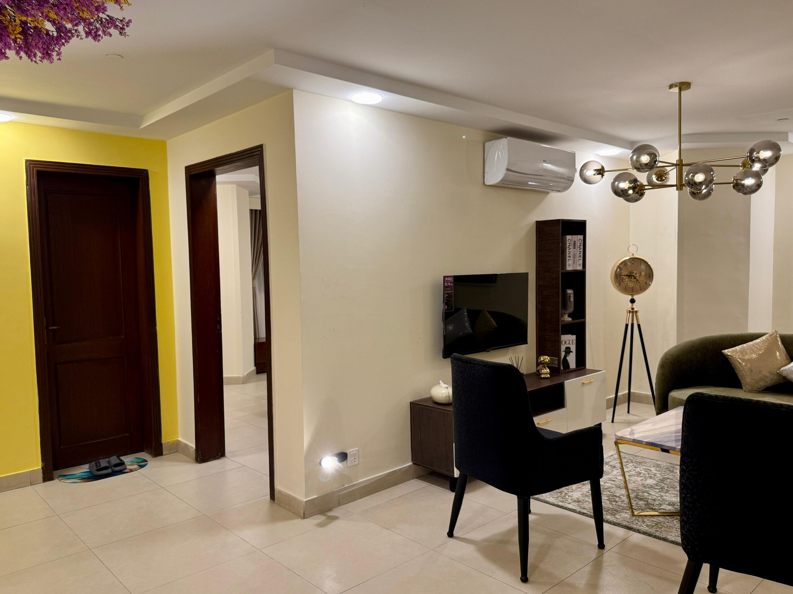 Premium Family Sharing Apartment # 1804